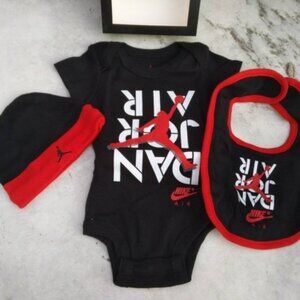 Air Jordan Baby Bodysuit Hat Bib Set Newborn Gift